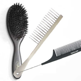 Обзор популярных производителей шампуней и расчесок для йорков. Полезные советы по купанию питомцев