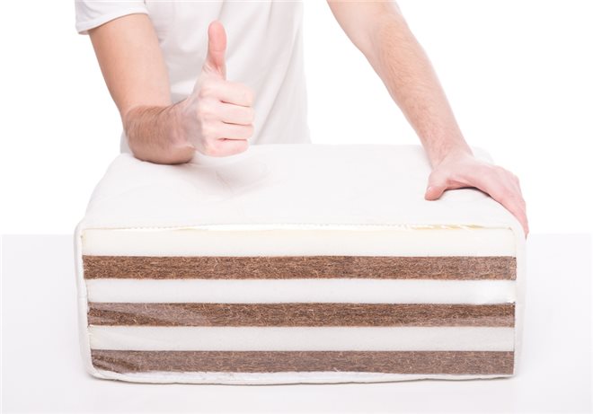 Холлофайбер, струттофайбер применяют также для регулировки жесткости матраса, а также для его дополнител