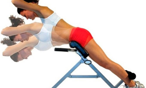 Гиперэкстензия для спины – что это, чем полезна и как ее правильно делать?