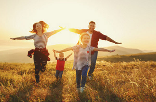 Семья на природе