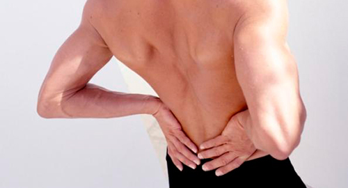 Поясничный люмбаго - причина боли в мышцах спины