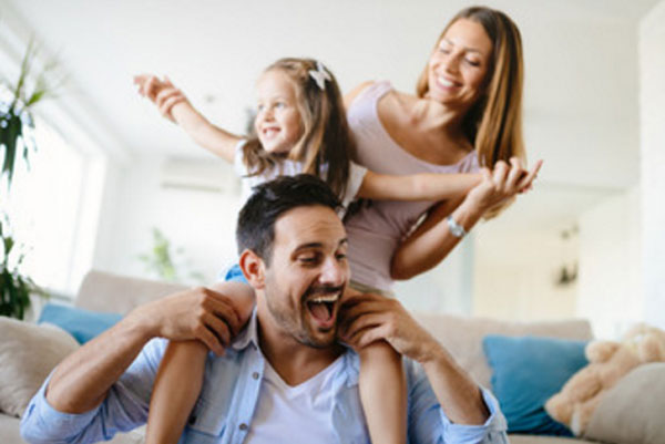 Счастливая семья