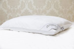 ТОП-5 лучших подушек из шелка